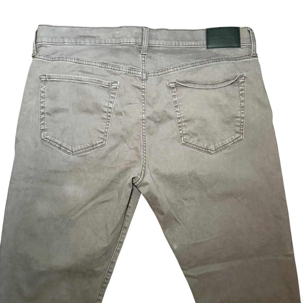 Lucky Brand 121 Slim Straight Mens Gray Pants 38x30 Cotton Blend Stretch